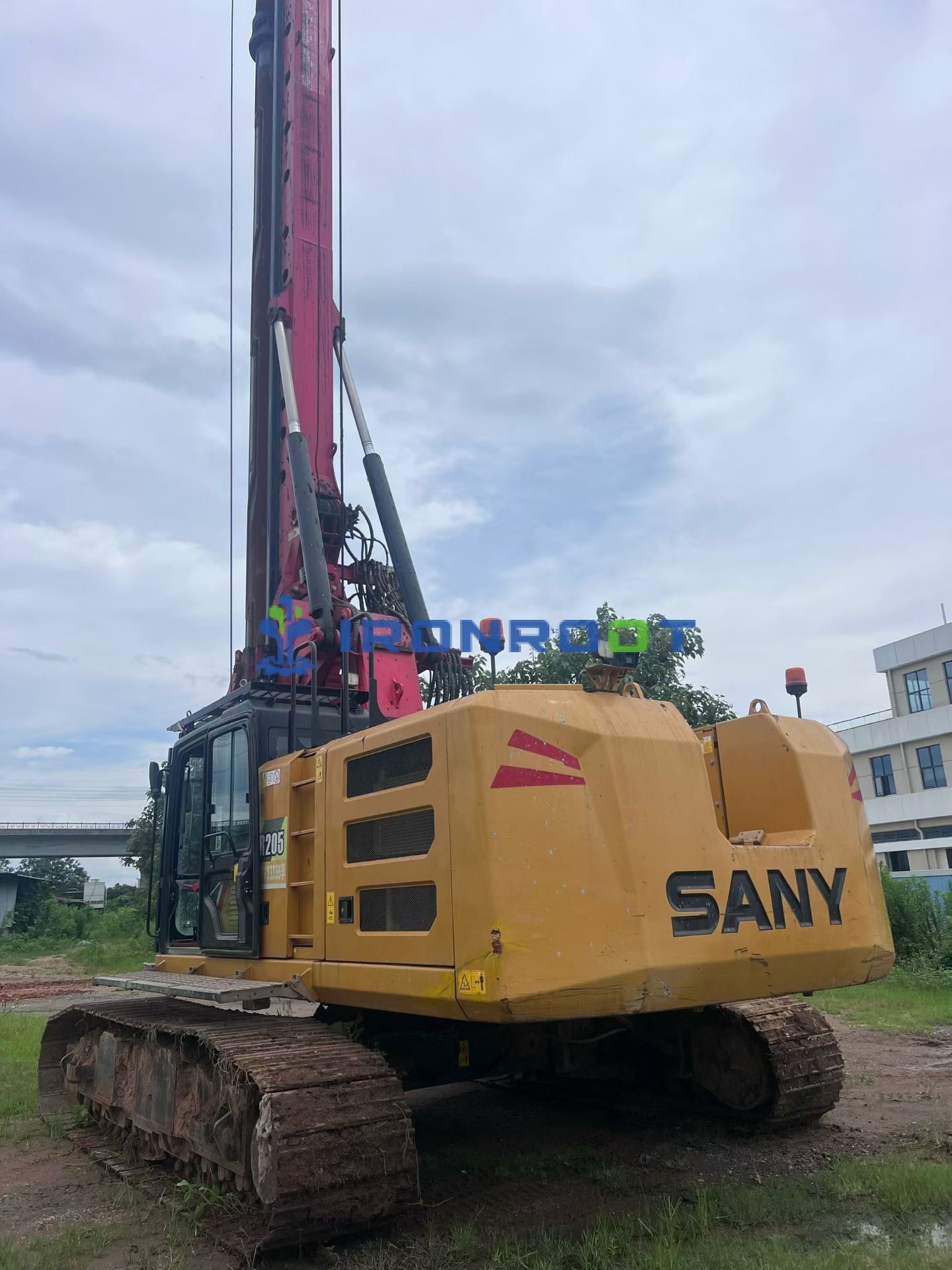 Vista 3 de Used SANY SR165 Rotary Drilling Rig for Sale | 2022 | 1,825 Hours | 44m Interlocking Kelly Bar | Original Paint