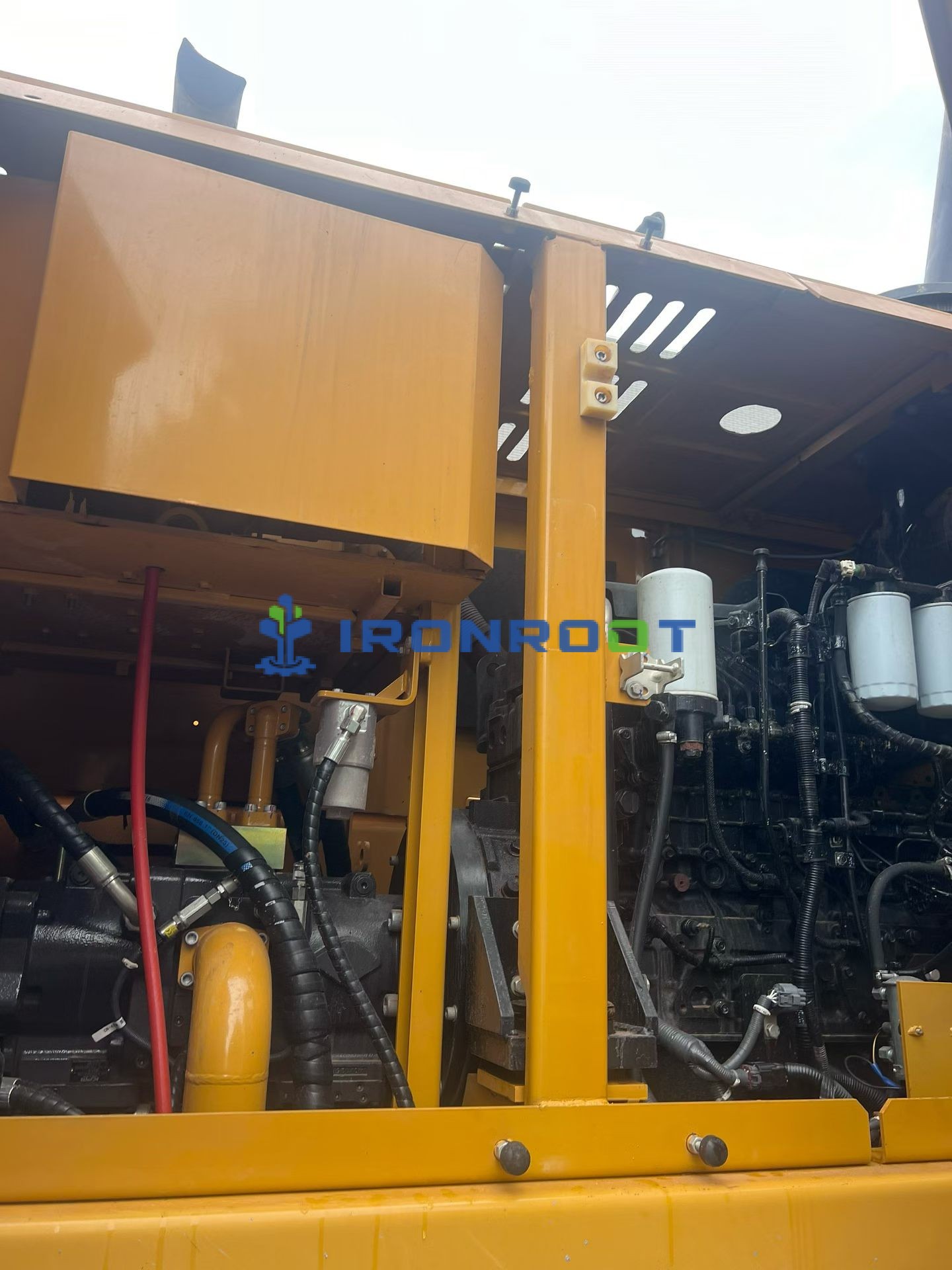 Vista 2 de Used SANY SR165 Rotary Drilling Rig for Sale | 2022 | 1,825 Hours | 44m Interlocking Kelly Bar | Excellent Original Condition