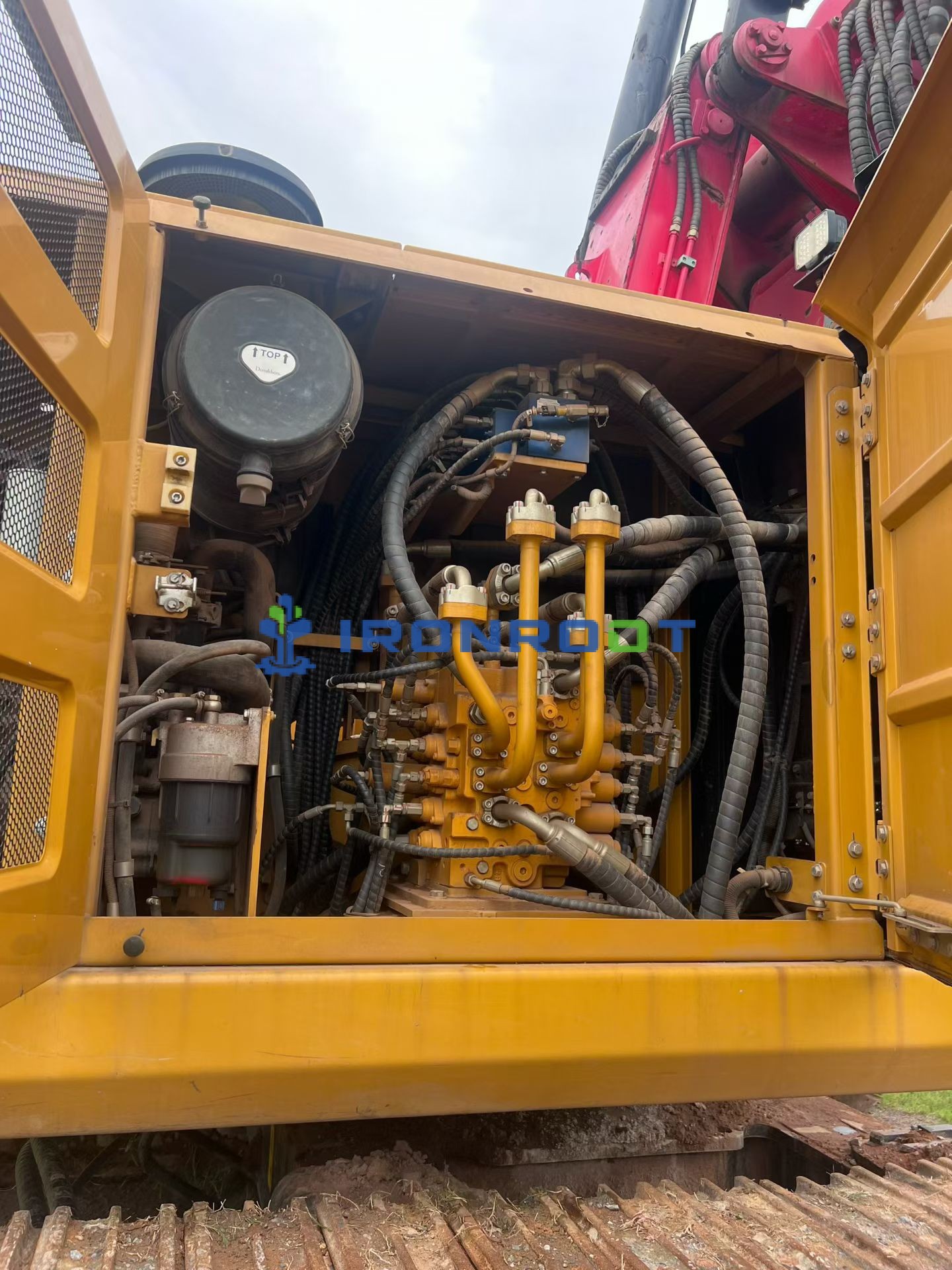 Vista 5 de Used SANY SR165 Rotary Drilling Rig for Sale | 2022 | 1,825 Hours | 44m Interlocking Kelly Bar | Original Paint
